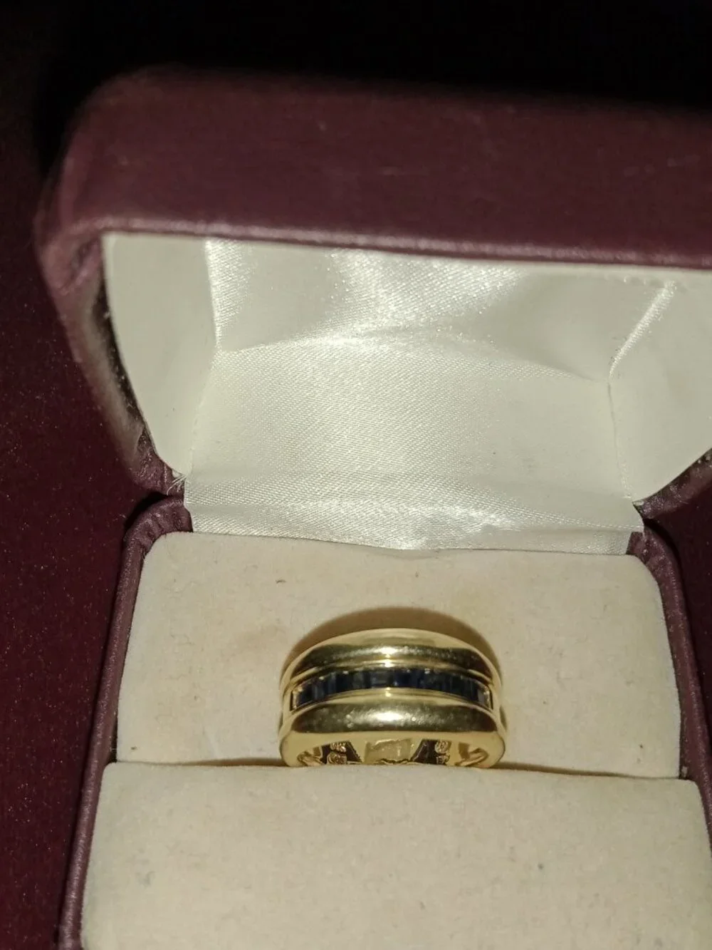 Very Nice 14kt Solid Gold 7.2g Blue Sapphire Men's Ring Sz 7.25